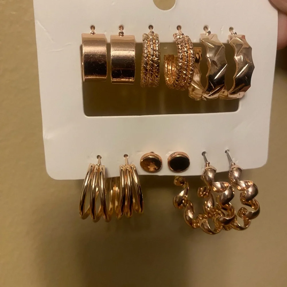 NEW rose gold fashion earrings set